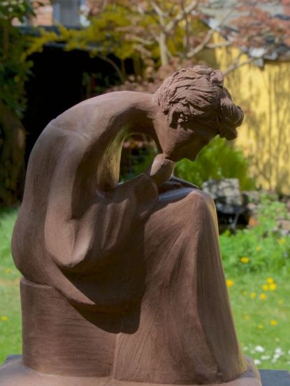 Sculpture by Maic Asti